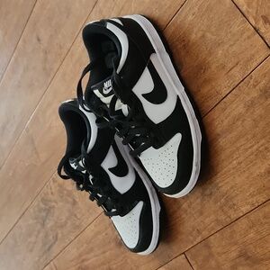 Nike Dunk Low Pandas